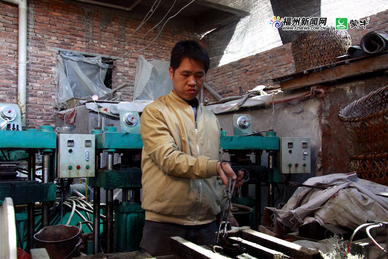 “角梳艺人”陈治楚:福州三宝今犹在