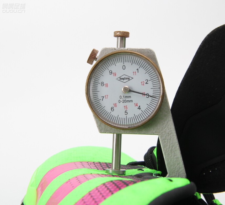 性价比之选-阿迪达斯ACE16.3AGamp;16.4TF横向对比