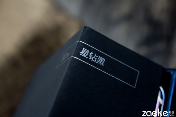 三星s7edge曜岩黑还是星钻黑好看,三星s7edge银色实拍图