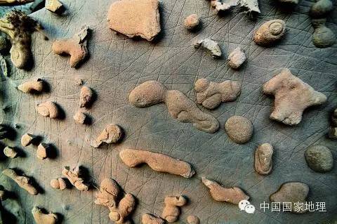 津北有奇观,10亿年地层上的“万卷史书”