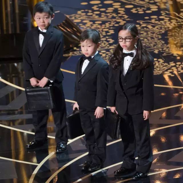 hollywood祖师爷,hollywood好莱坞的介绍