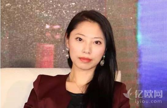 特别献礼:一部十多位女性的创业史