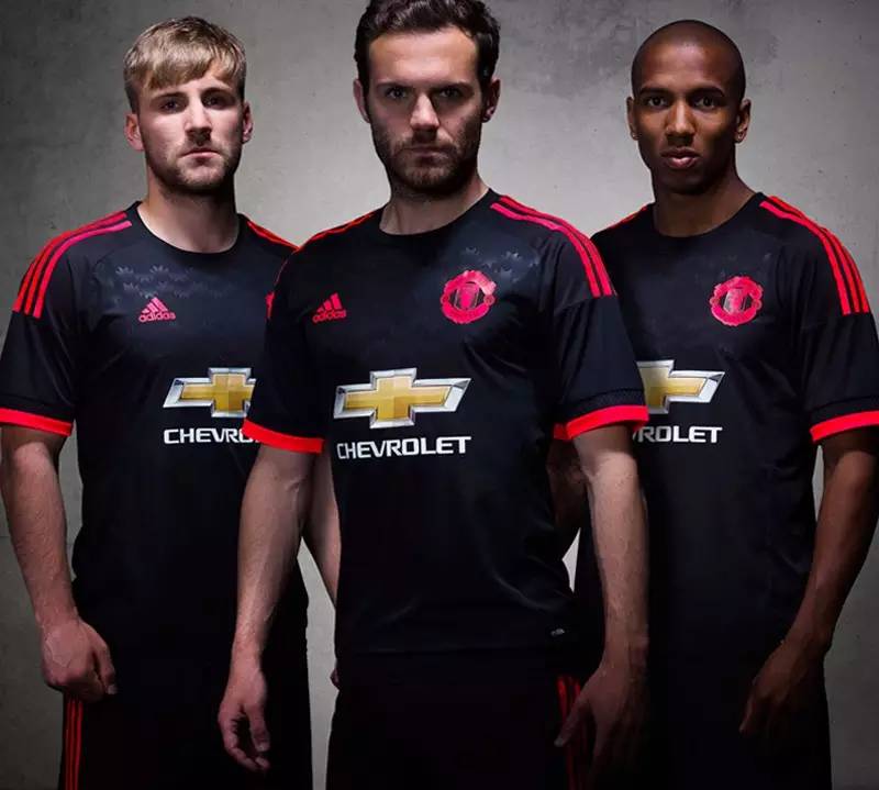 2010-2020体育最佳球衣,阿森纳2015-2016赛季球衣