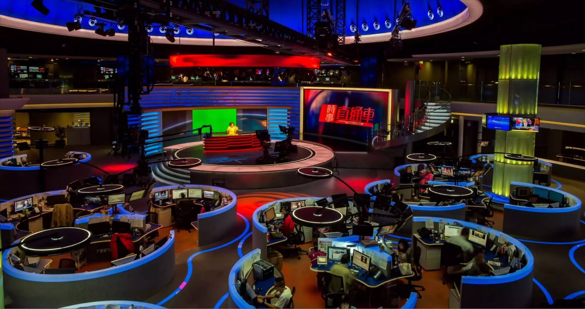 丹凤朝阳:专访凤凰卫视控股有限公司董事局主席刘长乐