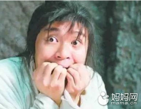 宝宝有眼病,小孩有飞蚊症正常吗