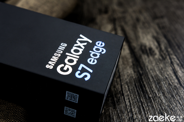 三星s7edge曜岩黑还是星钻黑好看,三星s7edge银色实拍图