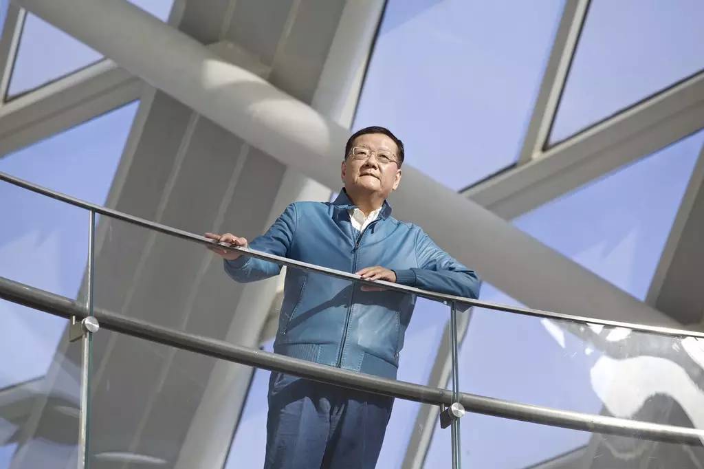 丹凤朝阳:专访凤凰卫视控股有限公司董事局主席刘长乐