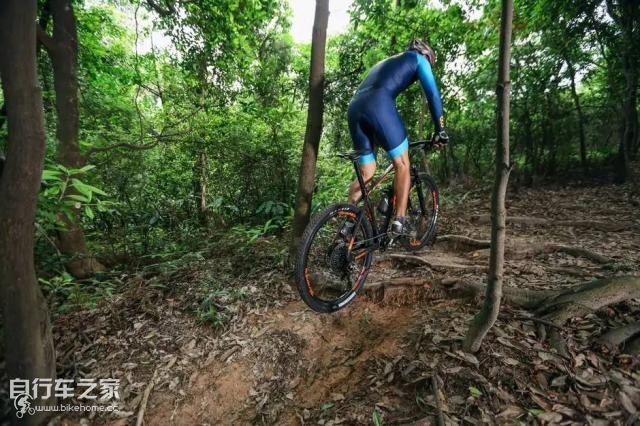 喜德盛山地车最轻量版,超轻自行车《喜德盛》