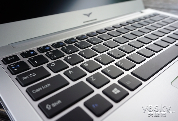 海尔凌越s14,戴尔灵越5000评测