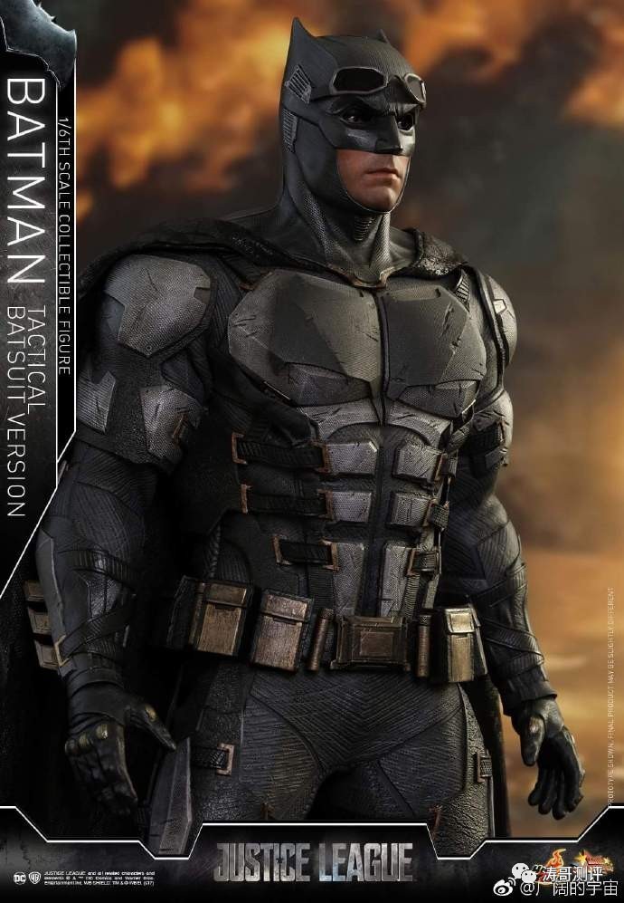蝙蝠侠对正义联盟的战甲,蝙蝠侠重甲跟战甲