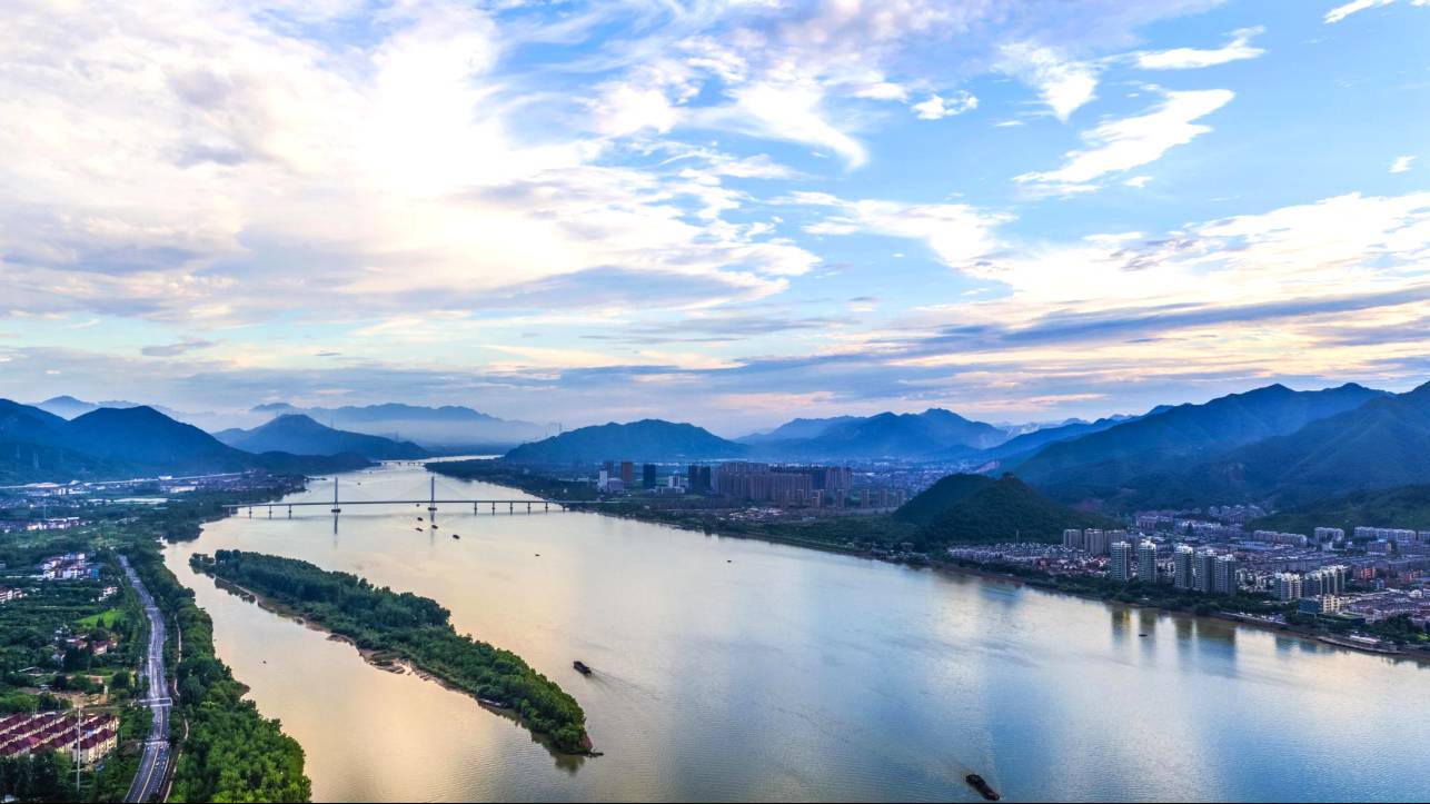 杭州富春江两岸,富阳富春江的变迁