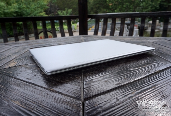 海尔凌越s14,戴尔灵越5000评测