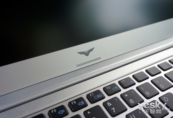 海尔凌越s14,戴尔灵越5000评测