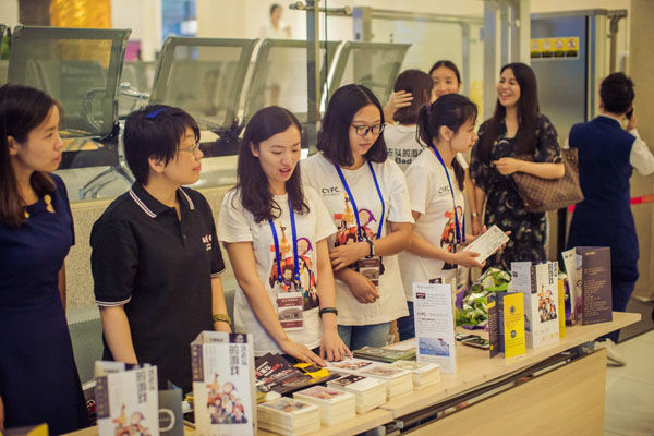 金融人士原创荒诞喜剧《坏老头的游戏》首场大获成功