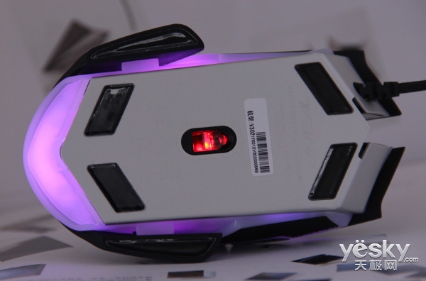 幻彩RGB全面升级雷柏V302电竞游戏鼠标评测