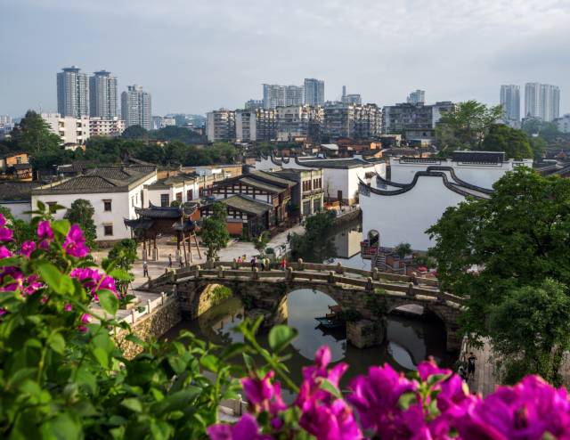 厉害了!给你一个住在“维多利亚港”的机会