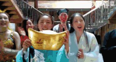 竟然疯玩成这样……还讲不讲规矩!