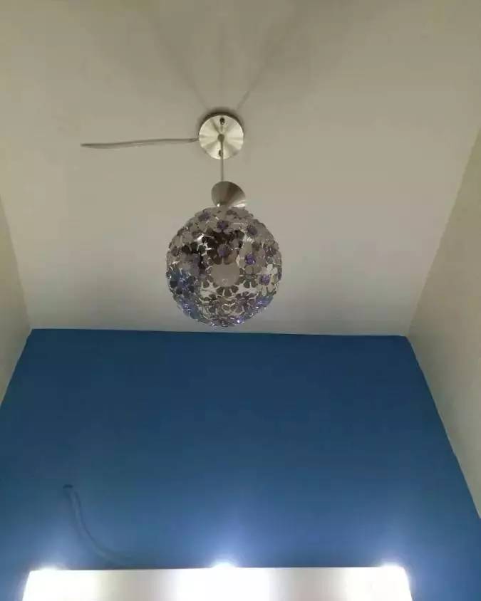 拼命给别人送钱,当你纠结给别人钱是多给还是少给