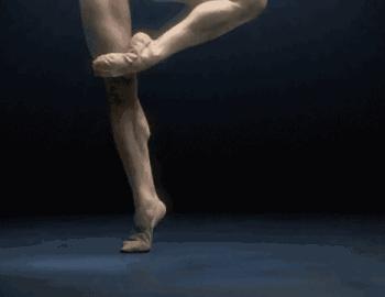 舞蹈转圈头晕怎么练习,孩子练舞蹈倒立之后头晕怎么回事