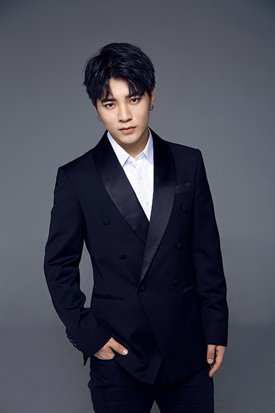 蒋欣的化妆方法,蒋欣化妆黑眼圈