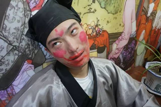 竟然疯玩成这样……还讲不讲规矩！