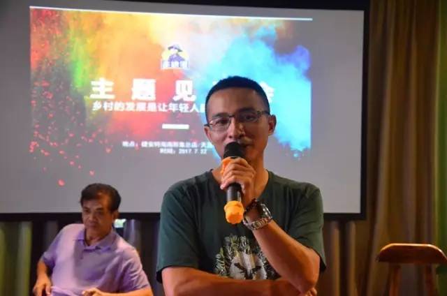 做个没感情有情怀的人,有情怀的人和没情怀的人