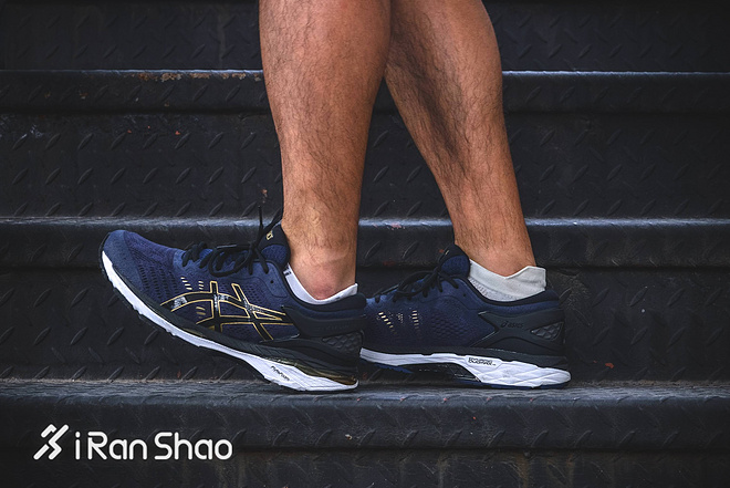 asics亚瑟士gel-cumulus24评测,asics稳定支撑顶级跑鞋