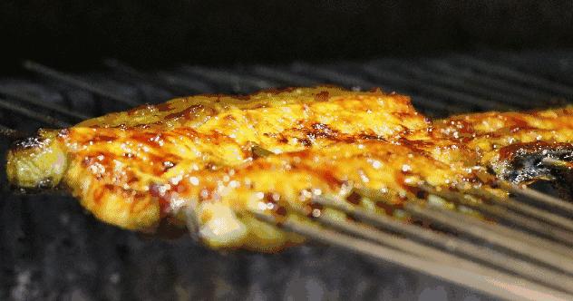 连曼殊都要去请教的日料教父，在捧红了杭州顶级日料后，竟然独自在解放路开了家亲民的料理小馆……