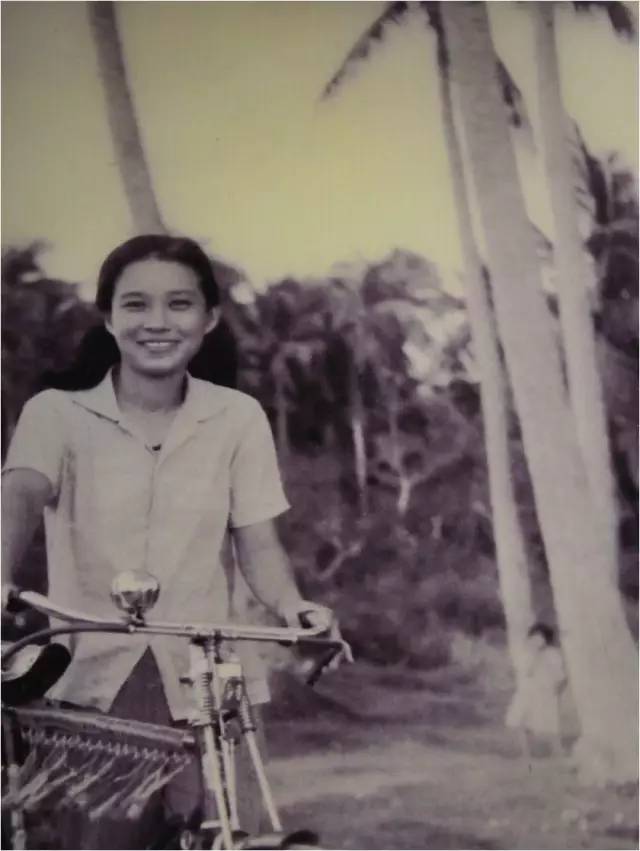 做个没感情有情怀的人,有情怀的人和没情怀的人