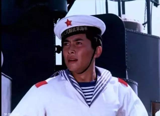 军装演变中国,80年代的军装是什么款式