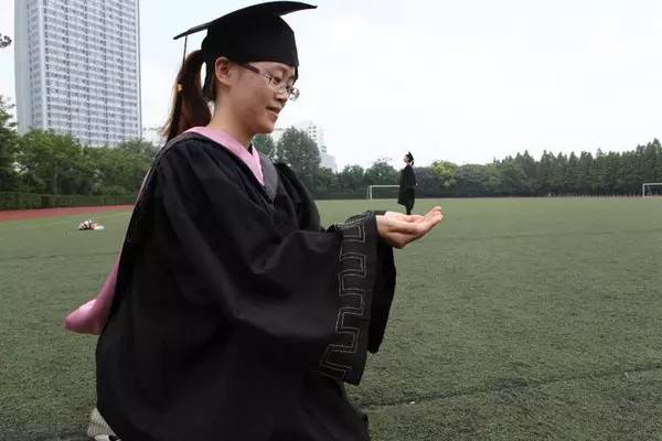 六年级毕业照创意拍摄全攻略,无人机拍毕业照创意