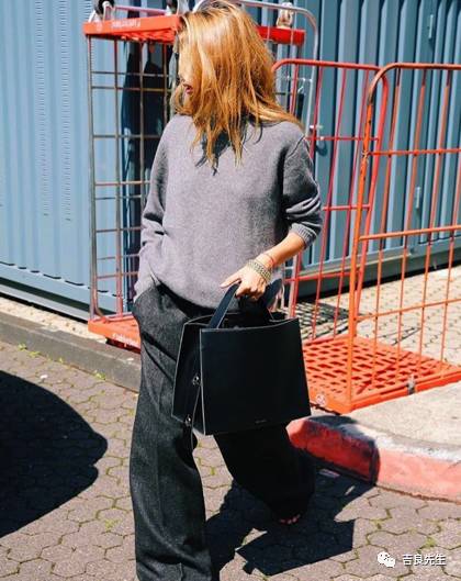 这些包包很是夏天的样子,低调又实用的大牌包包