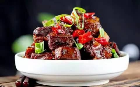 三伏天吃羊肉的最佳时间,伏天吃羊肉放什么东西最好啊