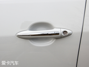 起亚k3和雪佛兰科鲁兹哪个好一点,全新起亚k3价格及图片