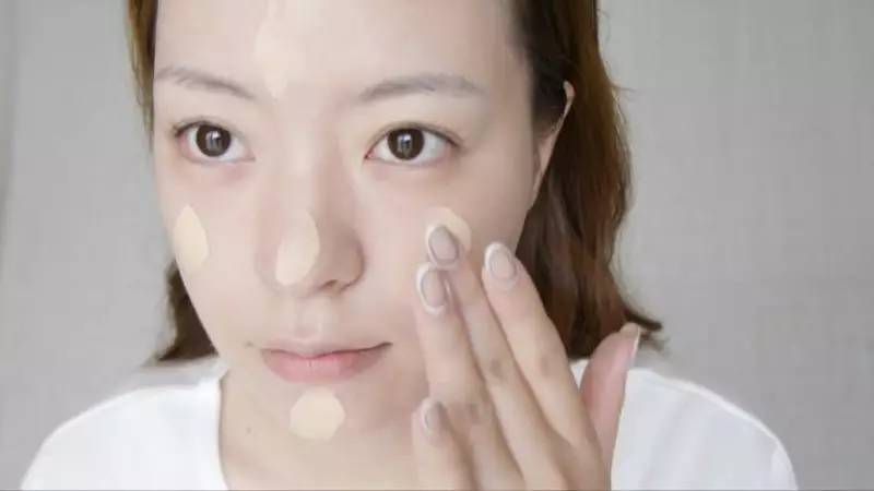 油皮痘肌瑕疵皮新手平价粉底测评,平价大牌粉底