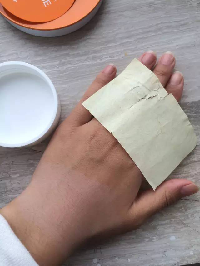 珂莱欧素颜霜和v7素颜霜,v7素颜霜和珀莱雅素颜霜哪个好用