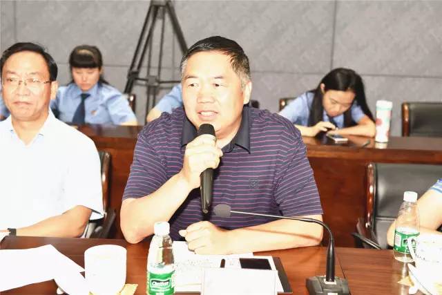 东城院举办“真实就是力量”文学沙龙活动