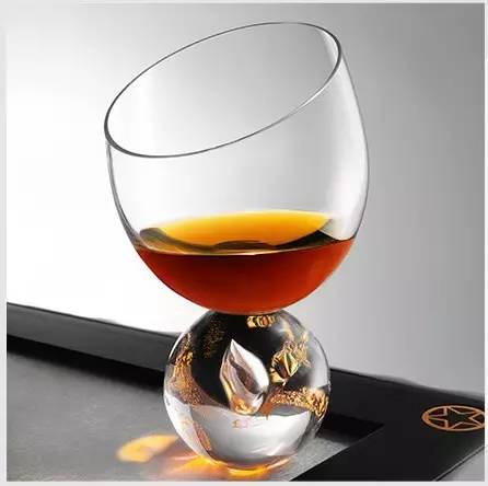 价值二十万的干邑,看完你会明白什么