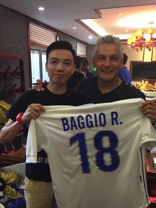 专访丨够兄弟科技黄晗：T-GoalS主打业余足球智能穿戴设备市场，让足球插上数据的“翅膀”