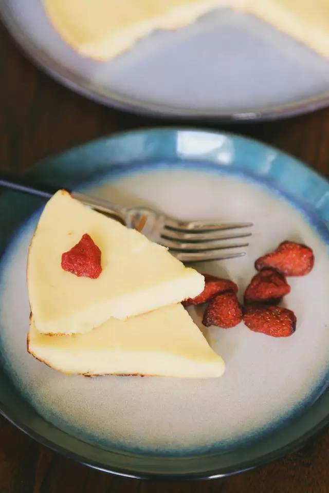 平底锅蛋糕的家常做法不用烤箱,用平底锅可以做的甜品蛋糕