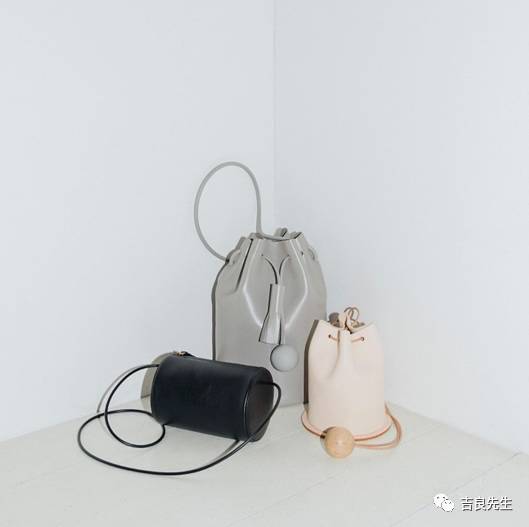 这些包包很是夏天的样子,低调又实用的大牌包包