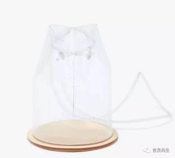 这些包包很是夏天的样子,低调又实用的大牌包包