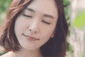 优衣库2023代言人现在是谁,优衣库代言人井柏然代言的外套