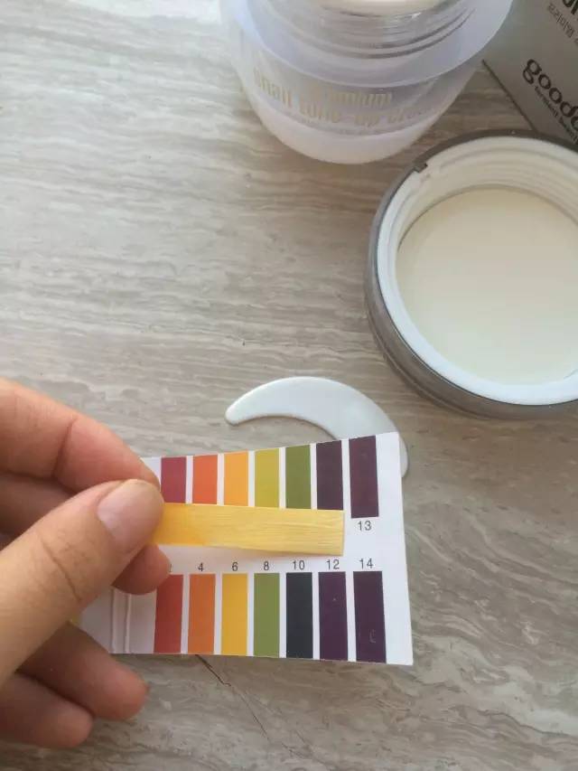 珂莱欧素颜霜和v7素颜霜,v7素颜霜和珀莱雅素颜霜哪个好用