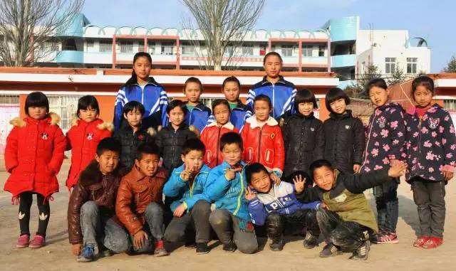 新奇特稀奇！宁夏这所小学竟有10对双胞胎，老师分不清连父母也混淆