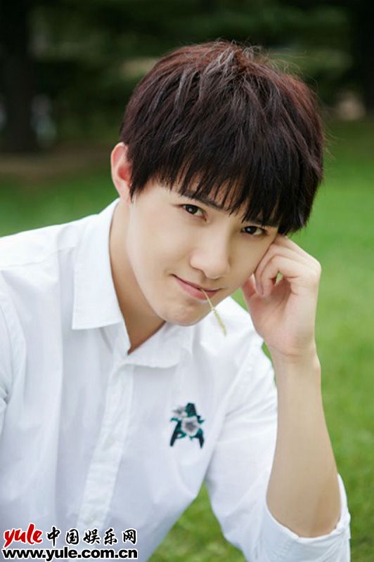 黄圣池《浪花》热播展现“超凡”英语实力