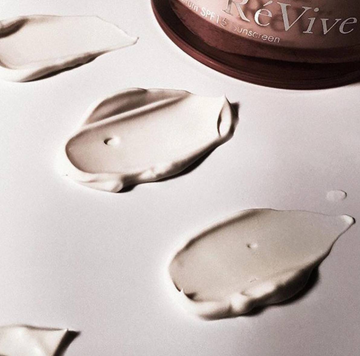 涂手霜不带防晒?白涂!男有王凯,女有王丽坤……看看最美明星手