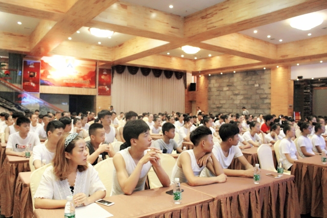 魅力中国城我们一起为凉山加油,魅力中国城城区在行动