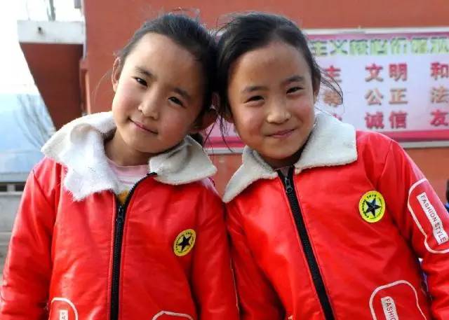 新奇特稀奇！宁夏这所小学竟有10对双胞胎，老师分不清连父母也混淆