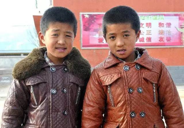 新奇特稀奇！宁夏这所小学竟有10对双胞胎，老师分不清连父母也混淆